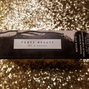 Fenty Beauty Match Stick in Ridic